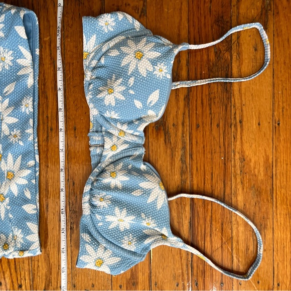 Swimsuit bundle - Picture 2 of 9